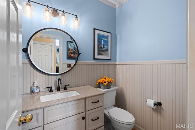23 Bopp Lane, Town And Country, MO 63131