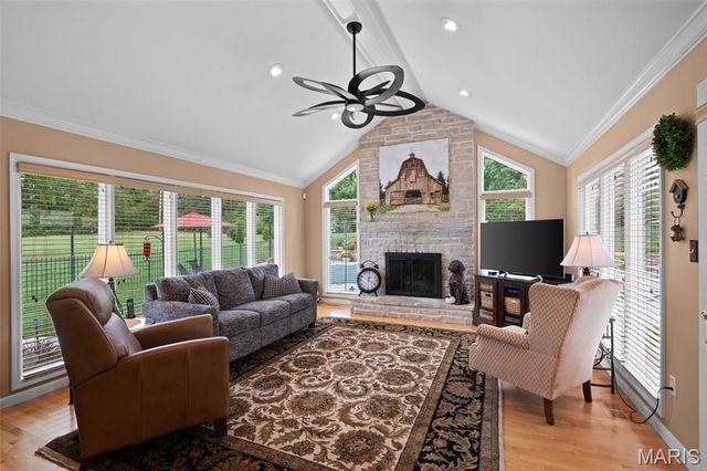 23 Bopp Lane, Town And Country, MO 63131