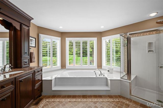 23 Bopp Lane, Town And Country, MO 63131