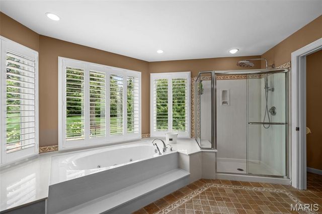 23 Bopp Lane, Town And Country, MO 63131