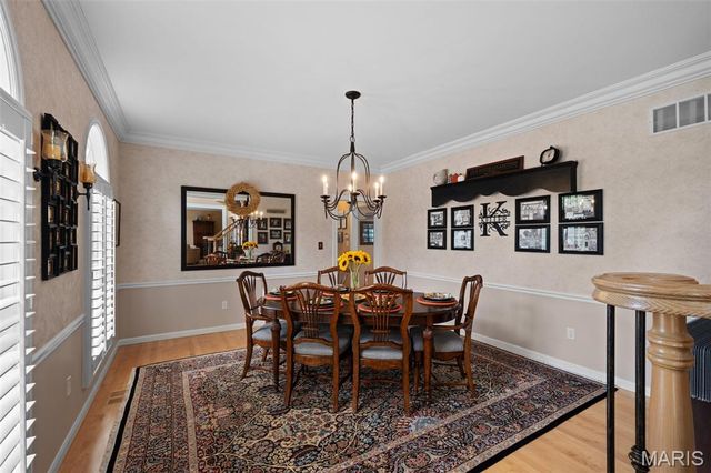 23 Bopp Lane, Town And Country, MO 63131