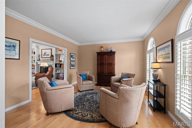 23 Bopp Lane, Town And Country, MO 63131