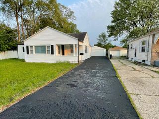 313 Grand Boulevard, Loves Park, IL 61111