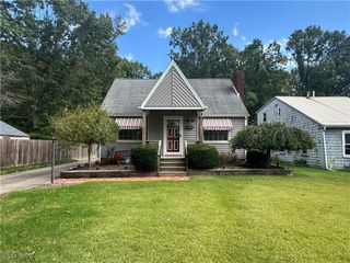 3580 Woodside Drive NW, Warren, OH 44483