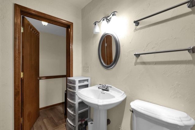 592 Catawba Court, Sugar Grove, OH 43155