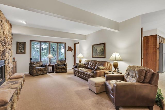 689 Howell Drive, Newark, OH 43055