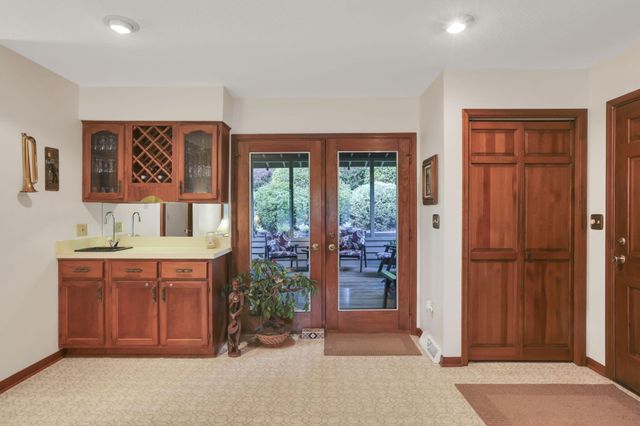 689 Howell Drive, Newark, OH 43055