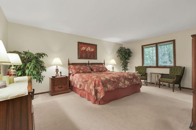 689 Howell Drive, Newark, OH 43055
