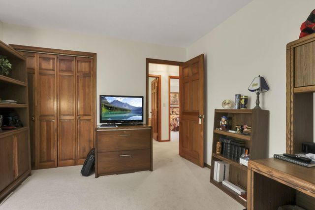 689 Howell Drive, Newark, OH 43055