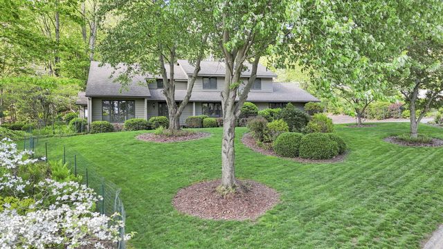 689 Howell Drive, Newark, OH 43055