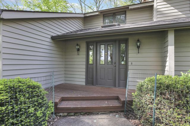 689 Howell Drive, Newark, OH 43055