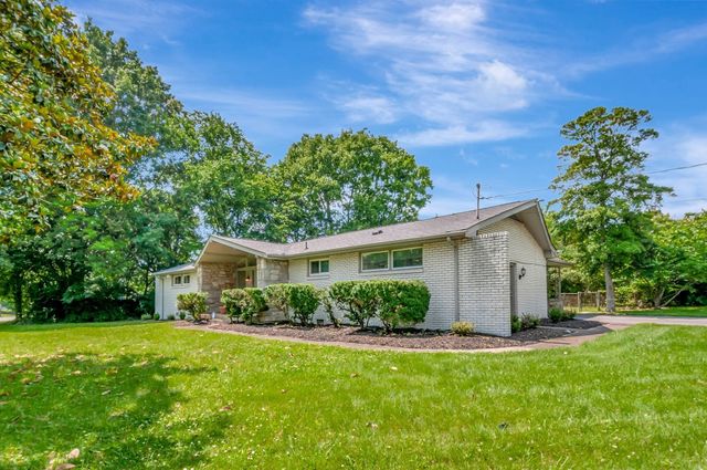 7500 Highway 70, S, Nashville, TN 37221