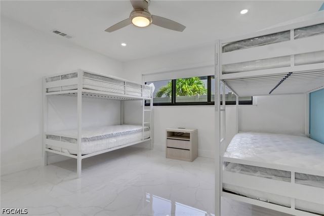 4943 Pelican BLVD, Cape Coral, FL 33914