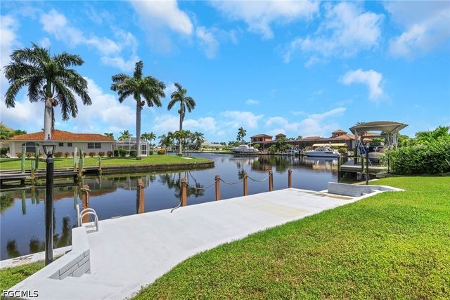 4943 Pelican BLVD, Cape Coral, FL 33914