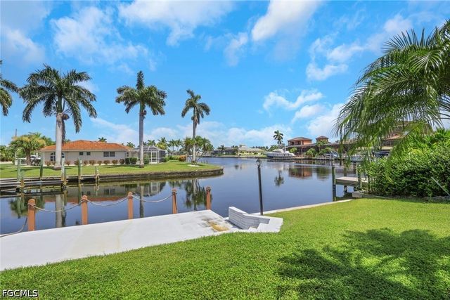 4943 Pelican BLVD, Cape Coral, FL 33914