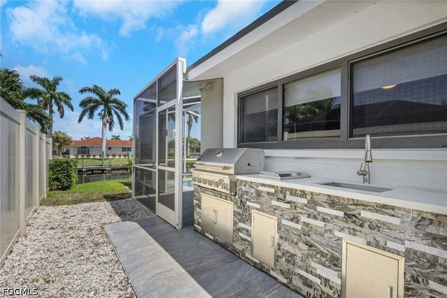 4943 Pelican BLVD, Cape Coral, FL 33914