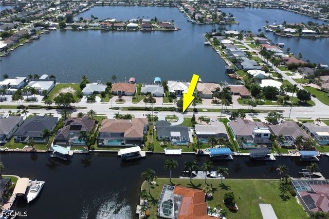 4943 Pelican BLVD, Cape Coral, FL 33914