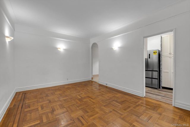 37-21 80th Street 3M, Jackson Heights, NY 11372