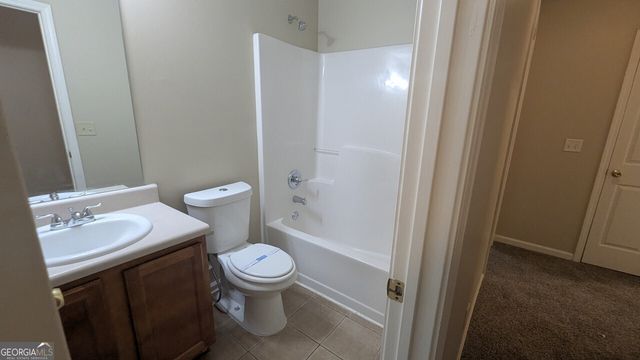705 Mustang Court, Hampton, GA 30228