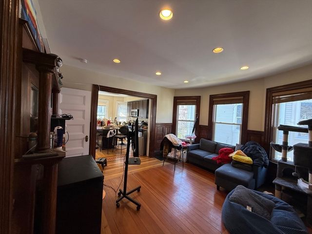 29 Montcalm Avenue 29, Boston, MA 02135