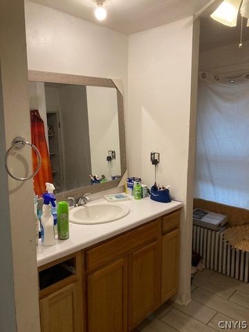 1526 Brinkerhoff, Utica, NY 13501