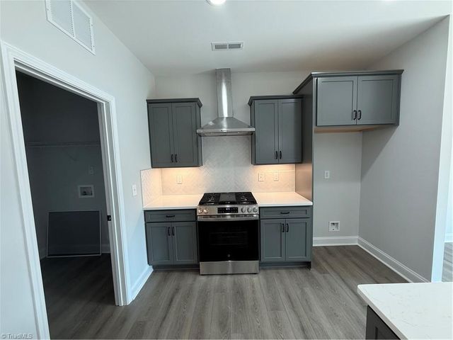 1581 Dappledown Street 54, Kernersville, NC 27284