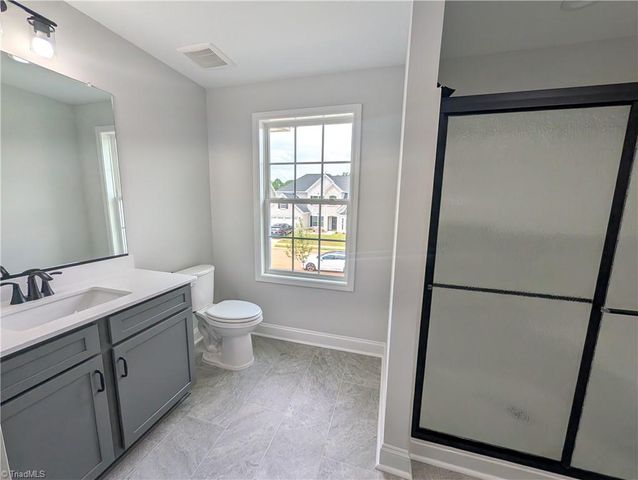 1581 Dappledown Street 54, Kernersville, NC 27284