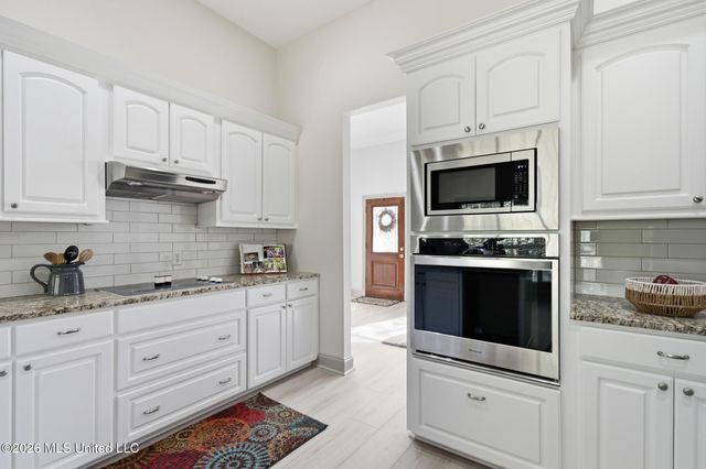 127 Cherry Oak Trail, Petal, MS 39465