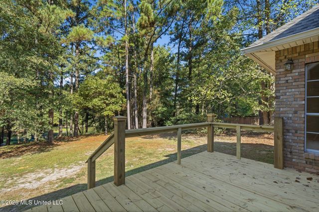 127 Cherry Oak Trail, Petal, MS 39465