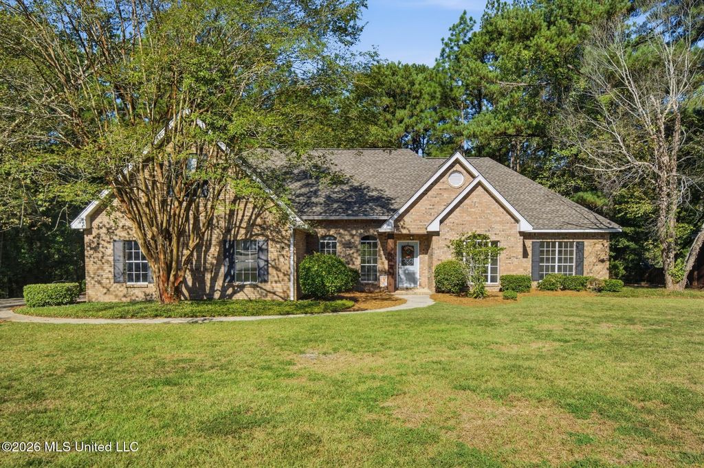 127 Cherry Oak Trail, Petal, MS 39465