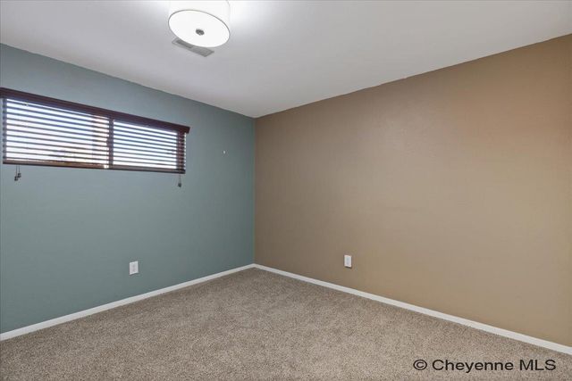 6538 MORELAND AVE, Cheyenne, WY 82009