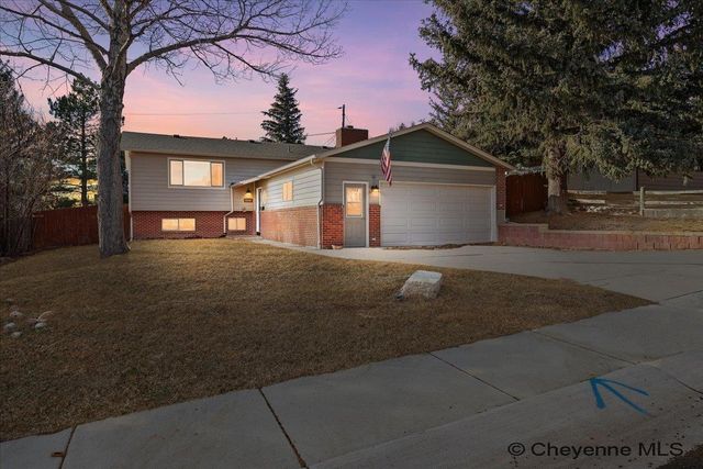 6538 MORELAND AVE, Cheyenne, WY 82009