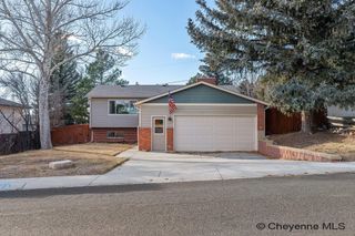 6538 MORELAND AVE, Cheyenne, WY 82009