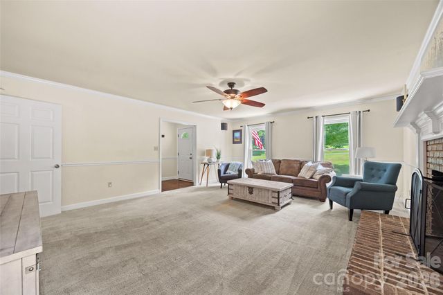 988 Pleasant Ridge Road 23, Fort Mill, SC 29715