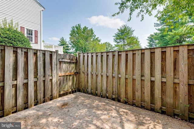 1663 HART CT, Crofton, MD 21114