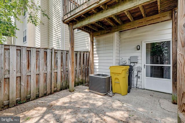 1663 HART CT, Crofton, MD 21114