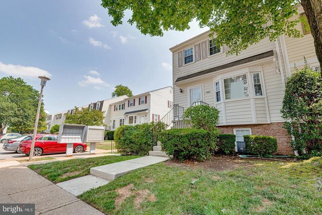 1663 HART CT, Crofton, MD 21114