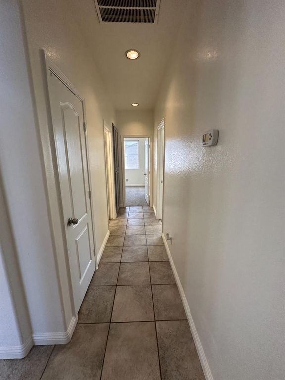 Image 19 of property listing at 7351 N Bain Avenue, Fresno, CA 93722