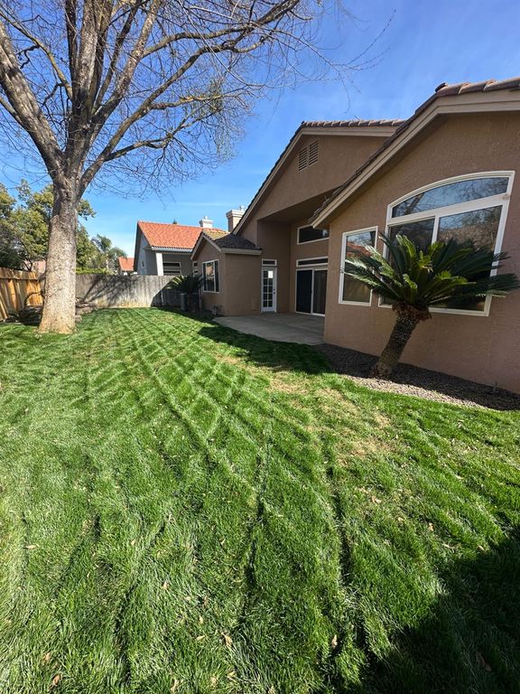 Image 28 of property listing at 7351 N Bain Avenue, Fresno, CA 93722