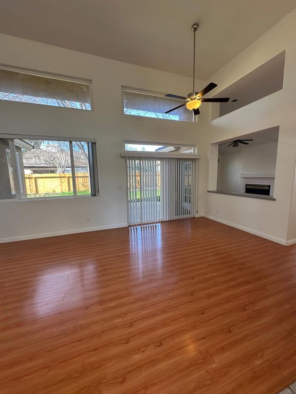 Image 3 of property listing at 7351 N Bain Avenue, Fresno, CA 93722