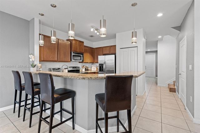 550 NE 33rd Ter, Homestead, FL 33033