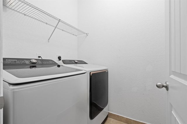 550 NE 33rd Ter, Homestead, FL 33033