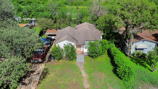211 Robeson Ave, San Antonio, TX 78220