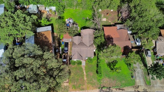 211 Robeson Ave, San Antonio, TX 78220