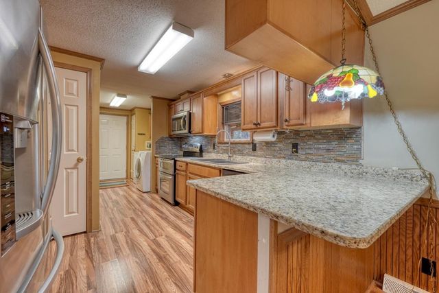 219 Rocky Circle, Blairsville, GA 30512