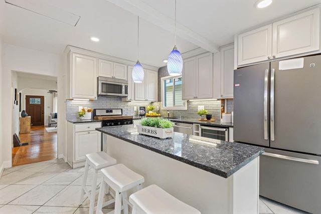 4131 Bayo Street, Oakland, CA 94619