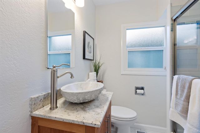 4131 Bayo Street, Oakland, CA 94619