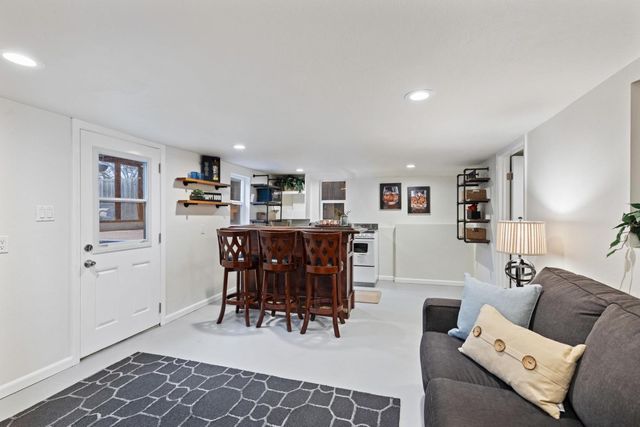 4131 Bayo Street, Oakland, CA 94619