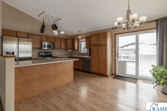 612 St Andrews Drive, Mankato, MN 56001