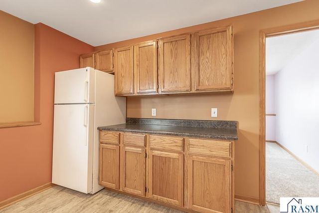 612 St Andrews Drive, Mankato, MN 56001